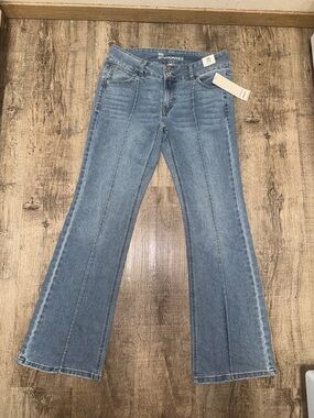 No Boundaries Women's Medium Blue Flare Jeans